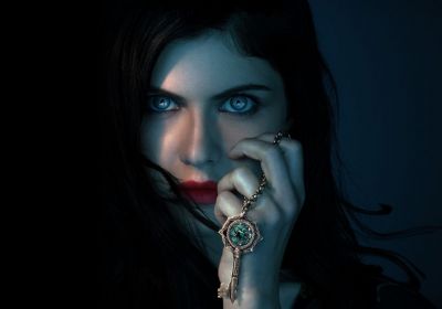 Мэйфейрские ведьмы постер